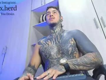 jaxxxonherd on Chaturbate