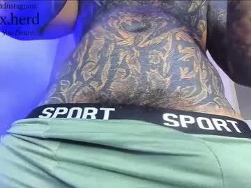 jaxxxonherd on Chaturbate