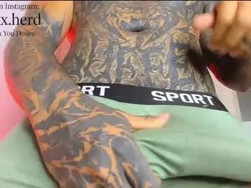 jaxxxonherd — Tattoos, passion and a lot of domination, ready to play?   #master #findom #latino #monstercock #tattoo [1111 tokens remaining]