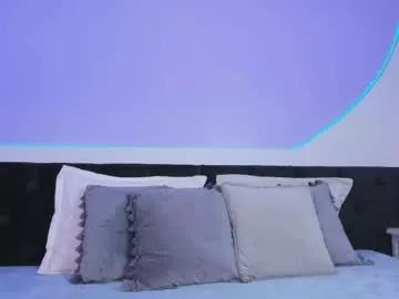 julieta_cortes__ on Chaturbate