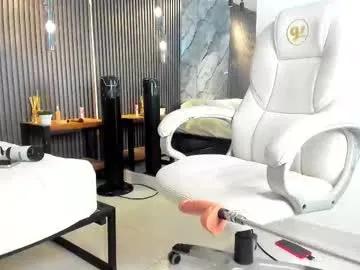 julietha_taylor — chinese balls in the ass [83 tokens left] #saliva #heels #bigass #ass #socks