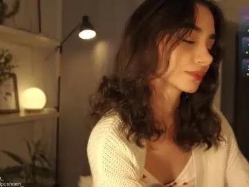 juliette_dee — It's F r i d a y  / Roll the dice 33 tkns / Fav Patters 22-44-66-88 / #skinny #shaved #feet #cum #smalltits