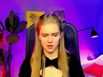 Chaturbate junewoods is Freechat junewoods — #teen #new #shy #blonde #nonude