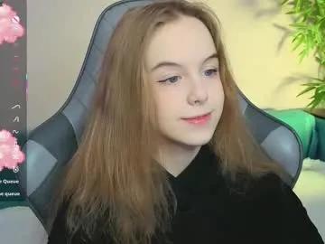 kebesheska — TOPLESS CLOSE UP [180 tokens left] #natural #teen #skinny #lovense #cute