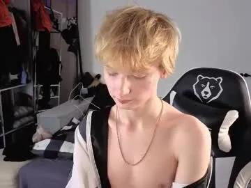 kessy_white on Chaturbate