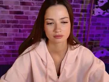 kiravair — GOAL: show you my face closer [48 tokens remaining] Hi! My first days here #new #brunette #young #nonude #shy