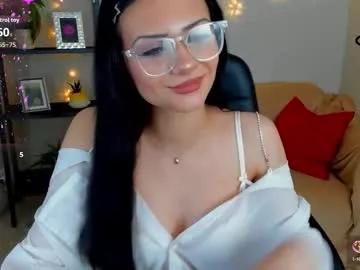 kitti__ on Chaturbate 