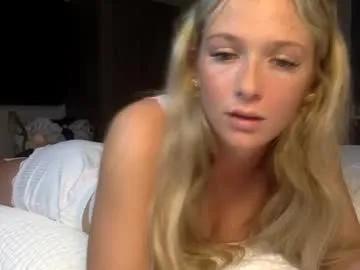 korinaluvv on Chaturbate