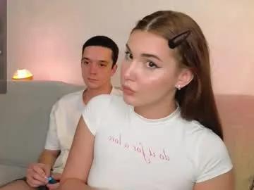 kris_amelia on Chaturbate