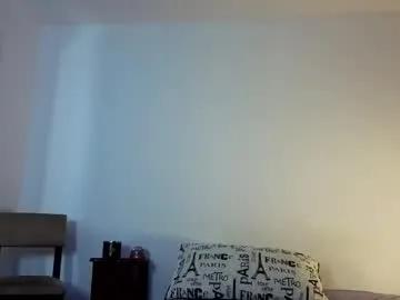 leah_evans3 — GOAL: TAKE OFF YOUR CLOTHES [72 tokens remaining] Welcome to my room! USE MY TIP MENU AND LET'S ENJOY TOGETHER #new #bigboobs #muscle #bigass #latina