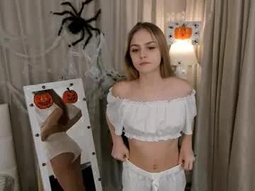 leviavillat on Chaturbate
