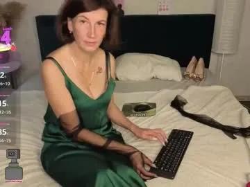 lia_reyn on Chaturbate