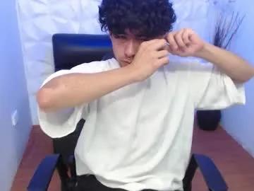 liil_boy on Chaturbate 