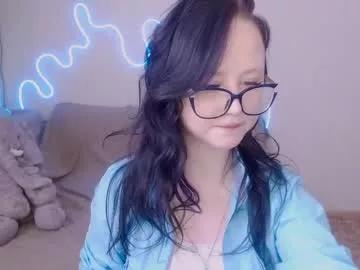 lilhornyprincess on Chaturbate