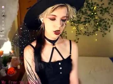 liliandaniels on Chaturbate