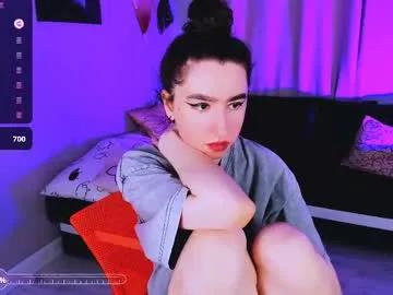 lily_xbaby on Chaturbate