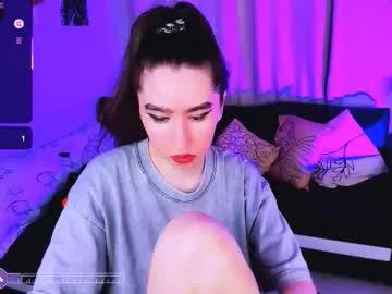 lily_xbaby on Chaturbate