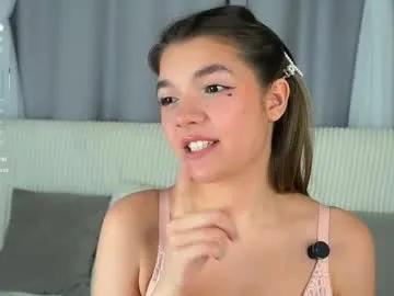 linettedennett on Chaturbate