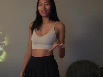 littlemiss_kira on Chaturbate