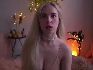 lorrie_love_story on Chaturbate