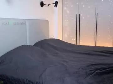 lovelusik on Chaturbate