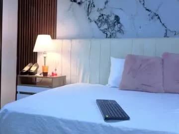 luna_star__18 on Chaturbate