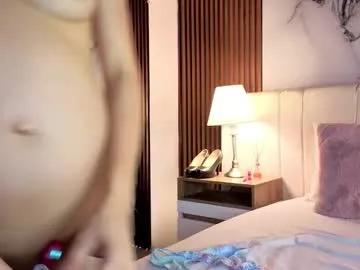 luna_star__18 on Chaturbate