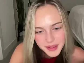 luvaimee on Chaturbate