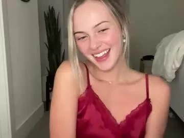 luvaimee on Chaturbate
