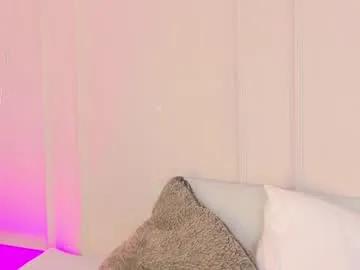 mariapettit on Chaturbate