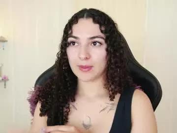 merida_bell18 on Chaturbate