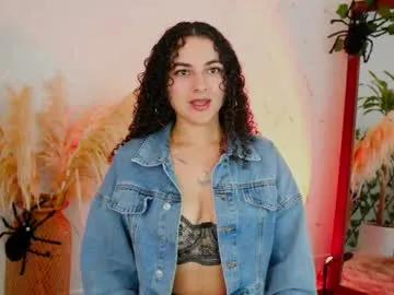 merida_bell18 on Chaturbate