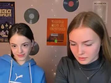 mia_starrr_ on Chaturbate