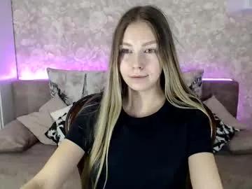 molli_and_tom's avatar