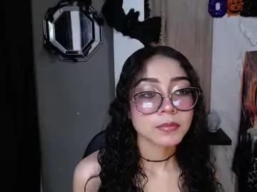 moon_and_fire_ on Chaturbate