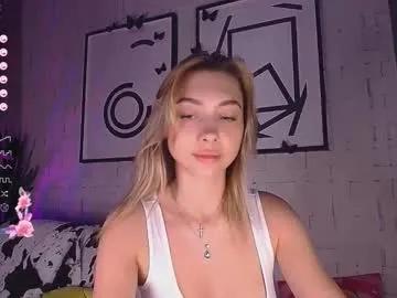 mynameisnikki_ on Chaturbate