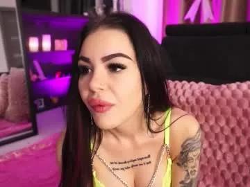 naomyblackbarbie on Chaturbate