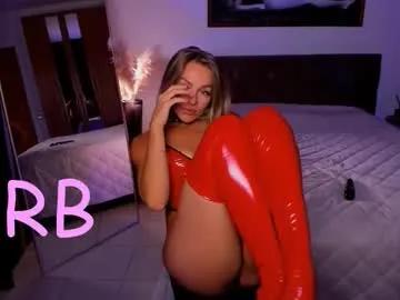 oliva_candy on Chaturbate