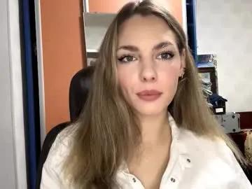 pricillahoinacki — Goal:Blow kisses to everyone. My name is Amelia  #new , new experience to me, hope it turns out well :3  #skinny #bigboobs #18 #shy [11 tokens remaining]