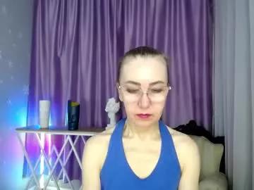queen_a_n_i on Chaturbate