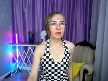 queen_a_n_i on Chaturbate