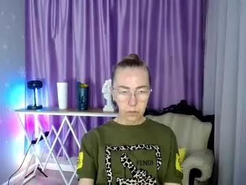 queen_a_n_i on Chaturbate