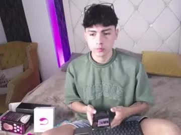 samu_foxxx on Chaturbate