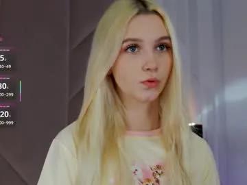 saramist — GOAL: Tease nipples close-up [122 tokens remaining] Daddy issues  #smalltits #18 #anal #squirt #daddy