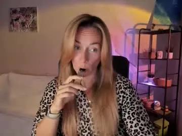 save_the_qween on Chaturbate