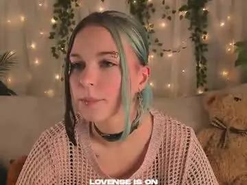 she_well on Chaturbate