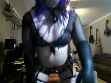 sissylovedoll on Chaturbate 