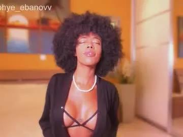 sophye_ebanov on Chaturbate