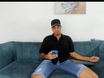 straight__friends on Chaturbate