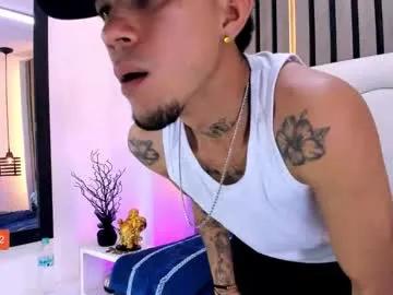 tattoo22_ on Chaturbate